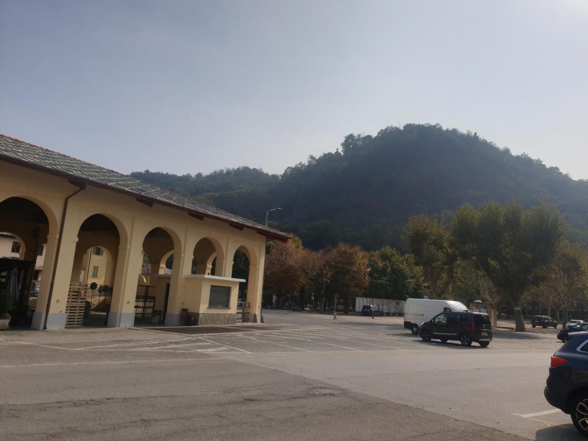 Cafe Del Peso Hotel Cavour Exterior photo
